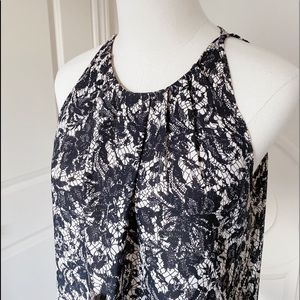 Violet + Claire Elegant Sleeveless Blouse